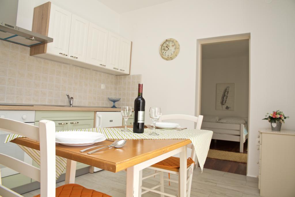 Antonija Apartments With Pool Biograd Na Moru Exterior foto