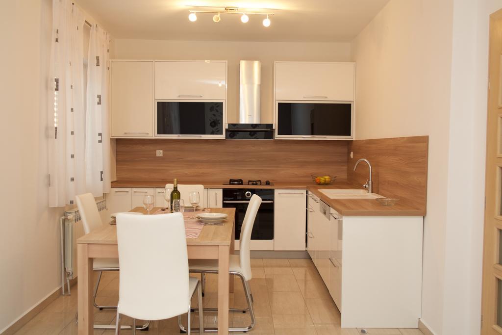 Antonija Apartments With Pool Biograd Na Moru Exterior foto