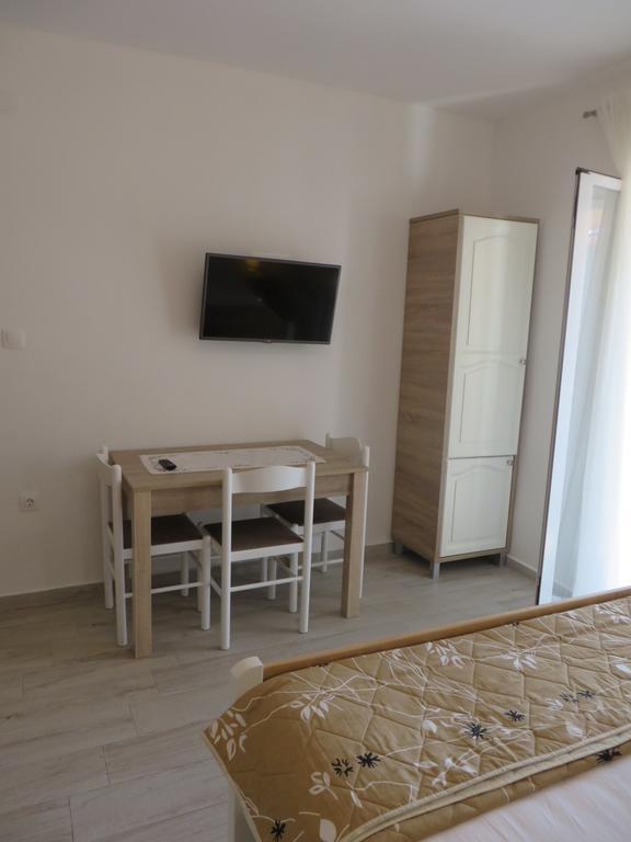 Antonija Apartments With Pool Biograd Na Moru Exterior foto