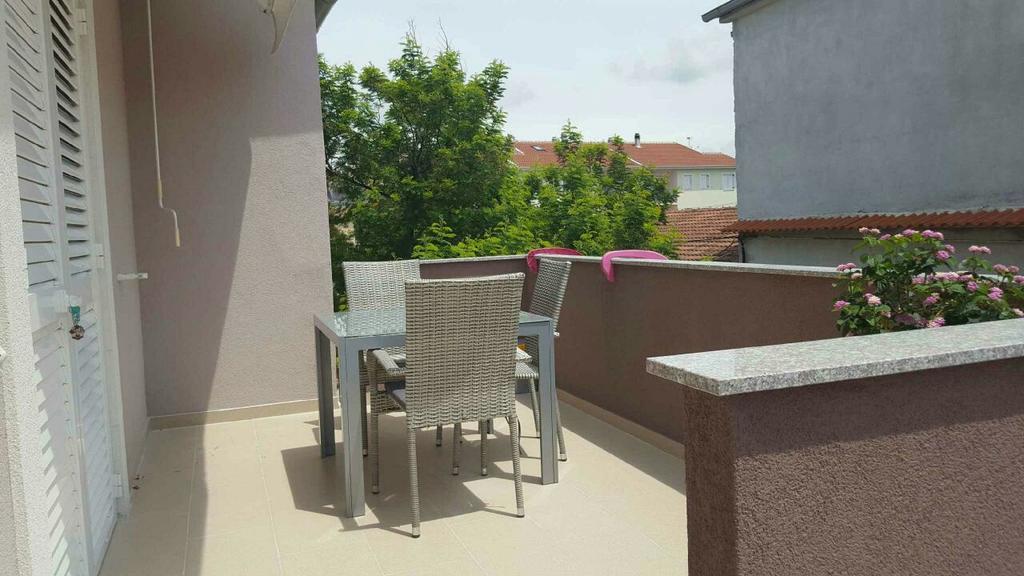 Antonija Apartments With Pool Biograd Na Moru Exterior foto