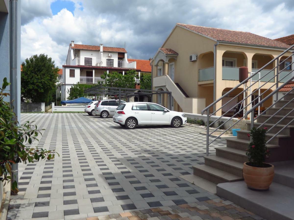 Antonija Apartments With Pool Biograd Na Moru Habitación foto